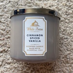 Bath & BodyWorks Cinnamon Spiced Vanilla